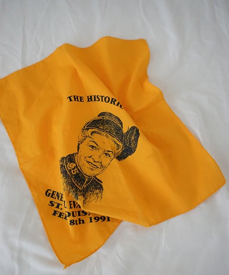VINTAGE PRINT BANDANA
