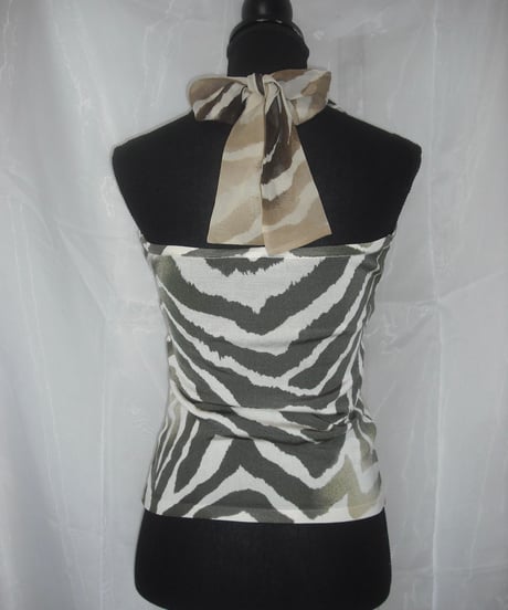 zebra holder neck