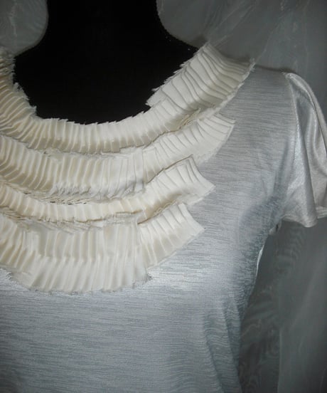 drape gloss White tops