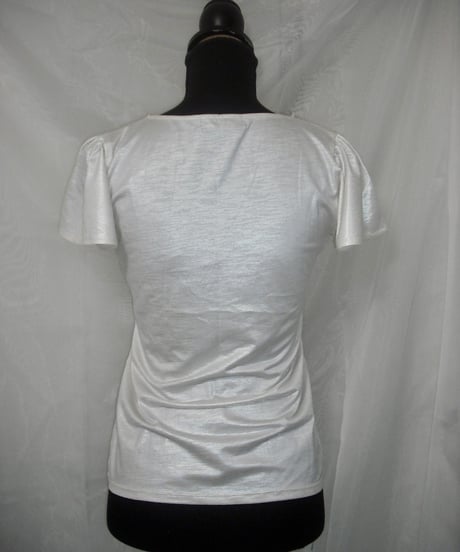 drape gloss White tops