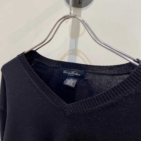 90’s Brooks Brothers V-neck High gauge sweater