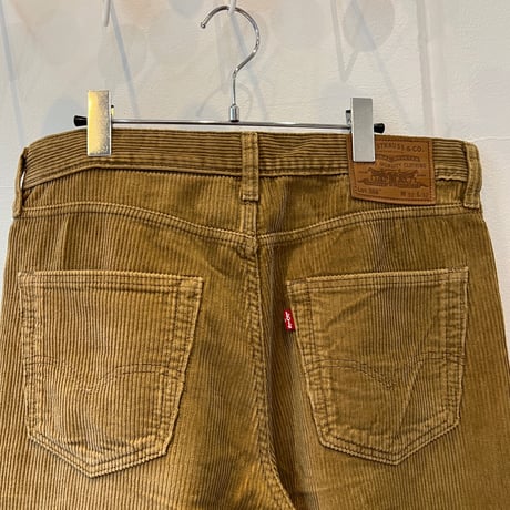 Levi’s 568 corduroy pants