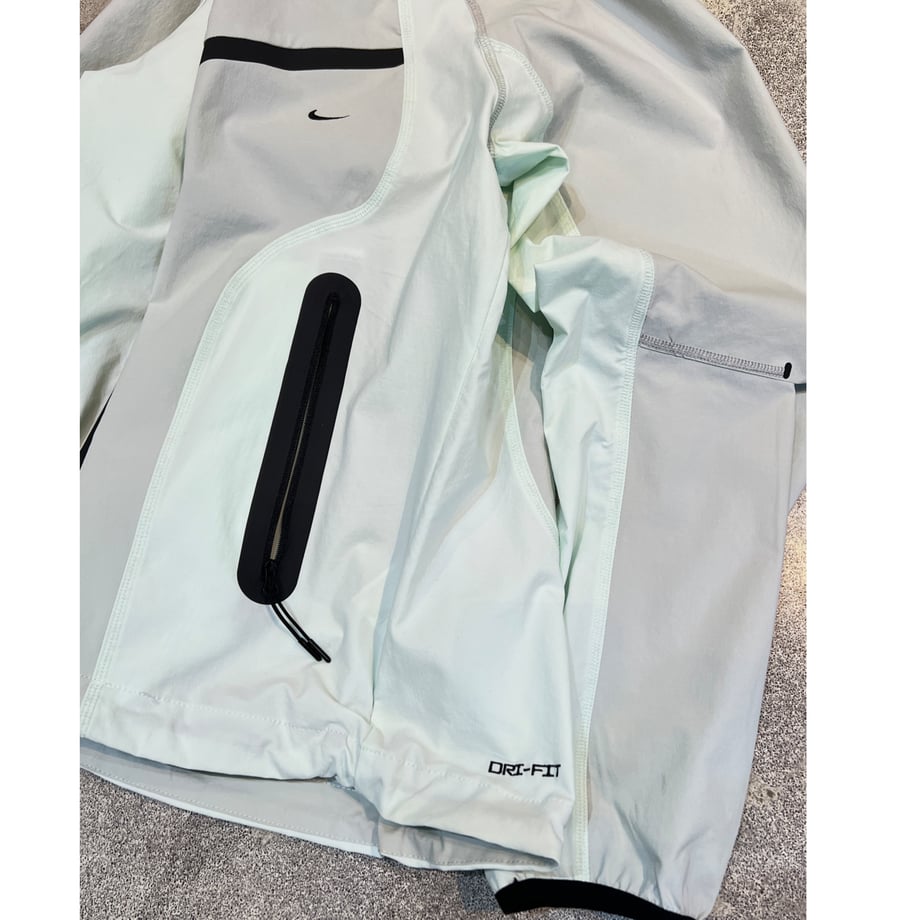 6ae321d3a17d284c662d7f1e