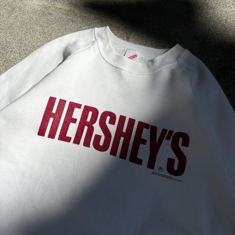 90’s HERSHEY'S Print Design Sweatshirt