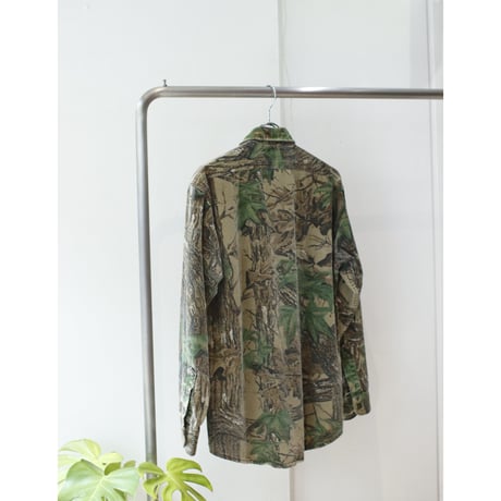 90’s Cabelas L/S Real Tree camouflage Shirt