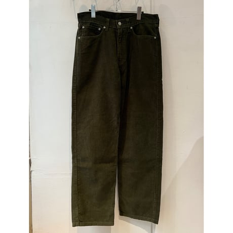 Levi’s 565 corduroy pants