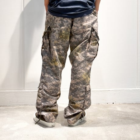 Goows × circle Over Dye Camo Pants Digital Camo 1