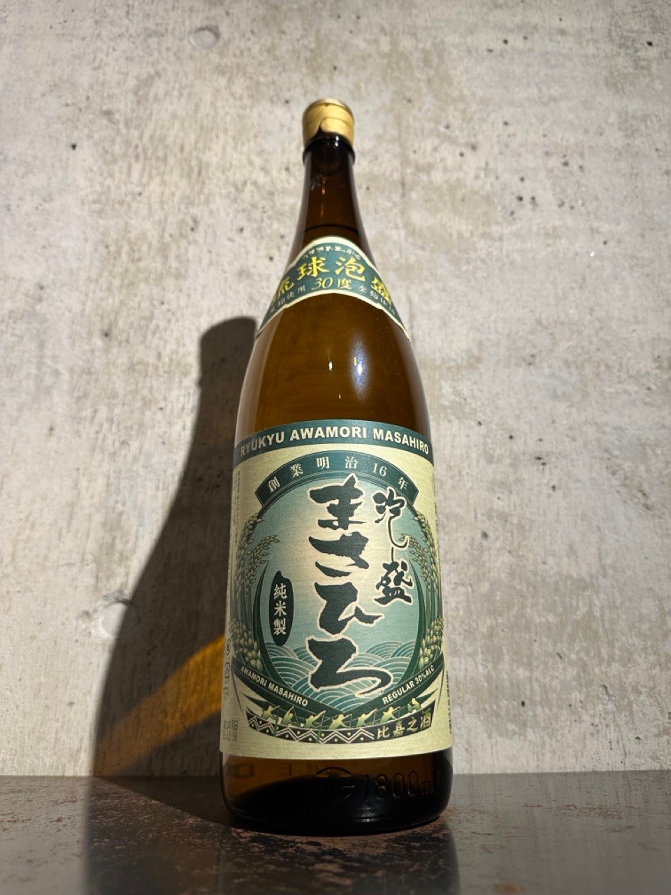 泡盛】泡盛 まさひろ 1800ml | 谷酒店 オンラインストア