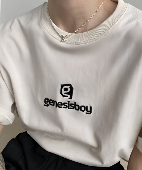 ミニロゴ刺繍 ルーズシルエット Tシャツ / 3color