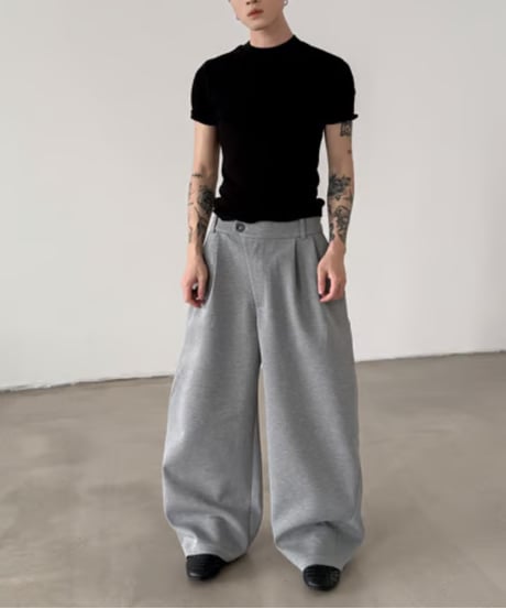 アシメデザインタックワイドストレートスラックス / 2color