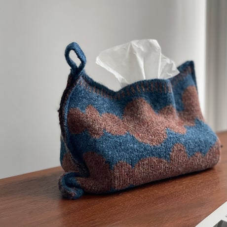 tissuebox-03096　Geometric Pattern Blue×Brown Knit Tissue Case