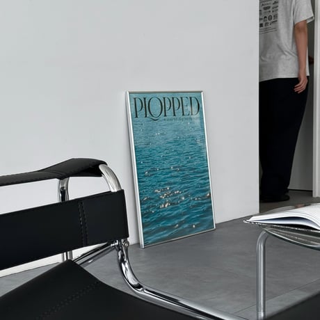 poster-03193　PLOPPED Silver Frame Art Poster 70×50