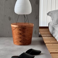 table-03240　Natural Wood SHAKER BOX Tapered Side Table Brown