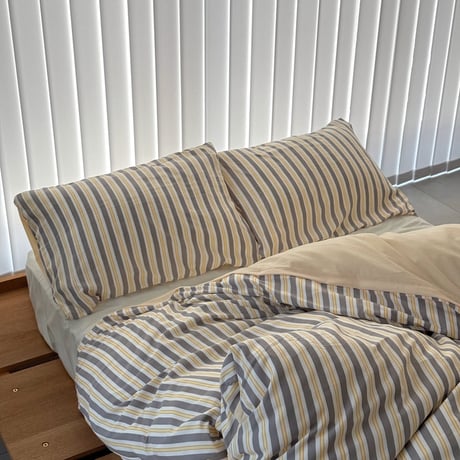 beddingsets-03169　gray×yellow×white Multi-stripe Bedding Sets