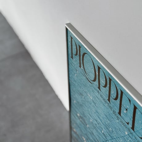 poster-03193　PLOPPED Silver Frame Art Poster 70×50