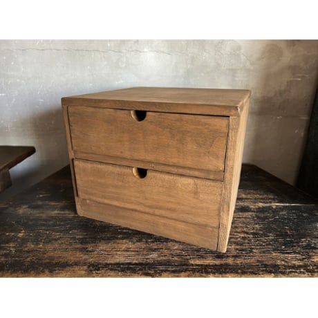 古家具 | STORES