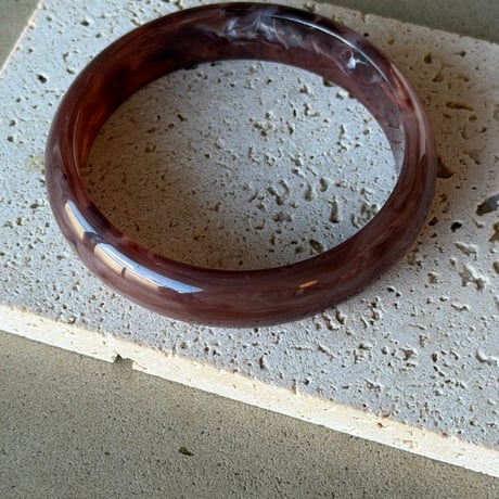 medium resin bangle