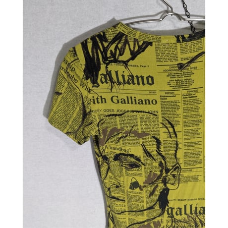 【John Galiano】painted newspaper T
