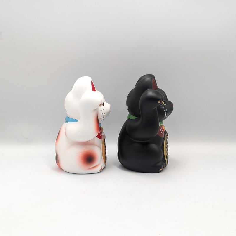 縁起物 招き猫 白猫 黒猫 右手上げ 貯金箱 金運招福 商売繁盛 縁起置物