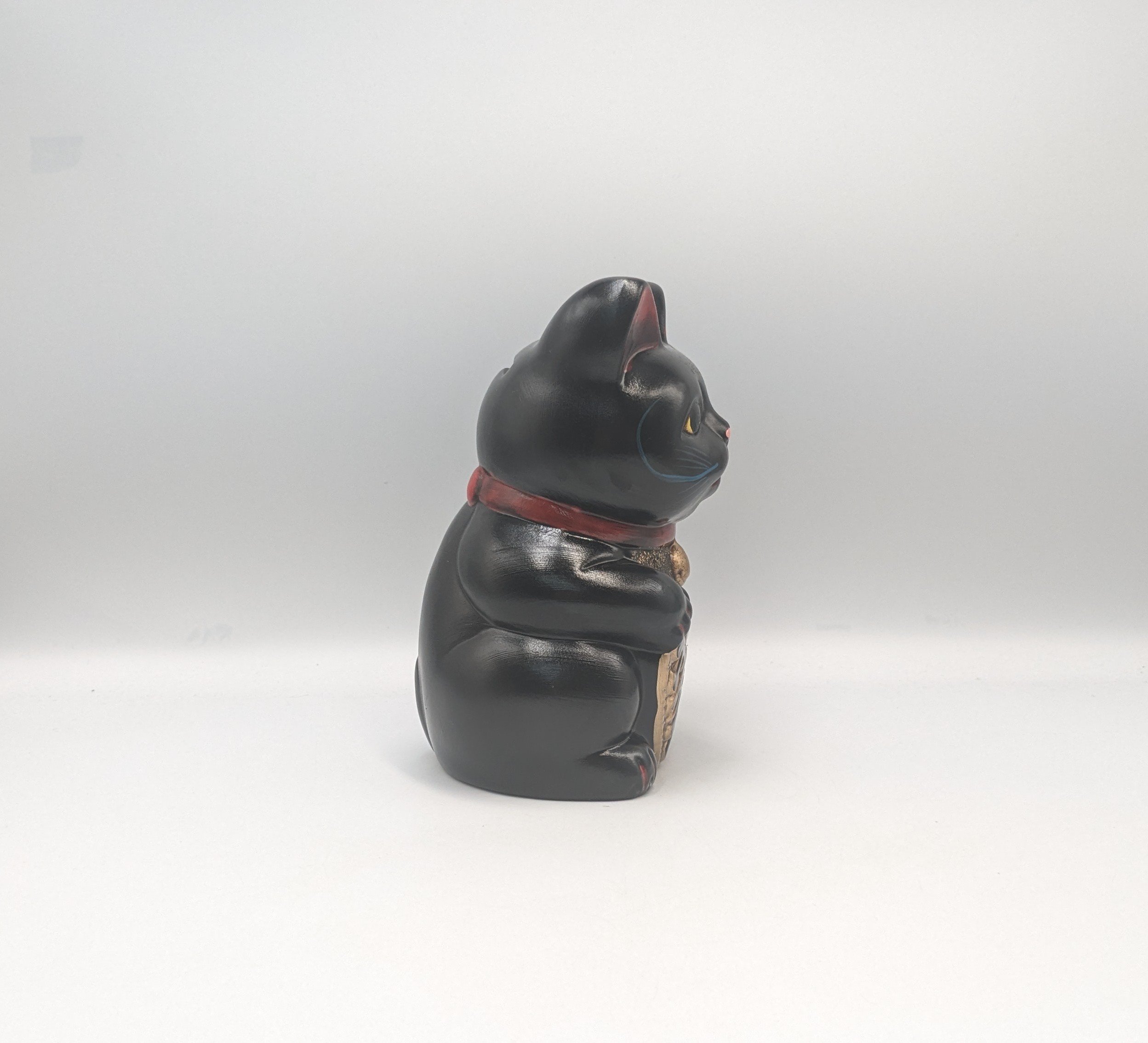招き猫 貯金箱 縁起物 瀬戸焼 左手上げ 千万両 日本製 レトロ招猫 黒