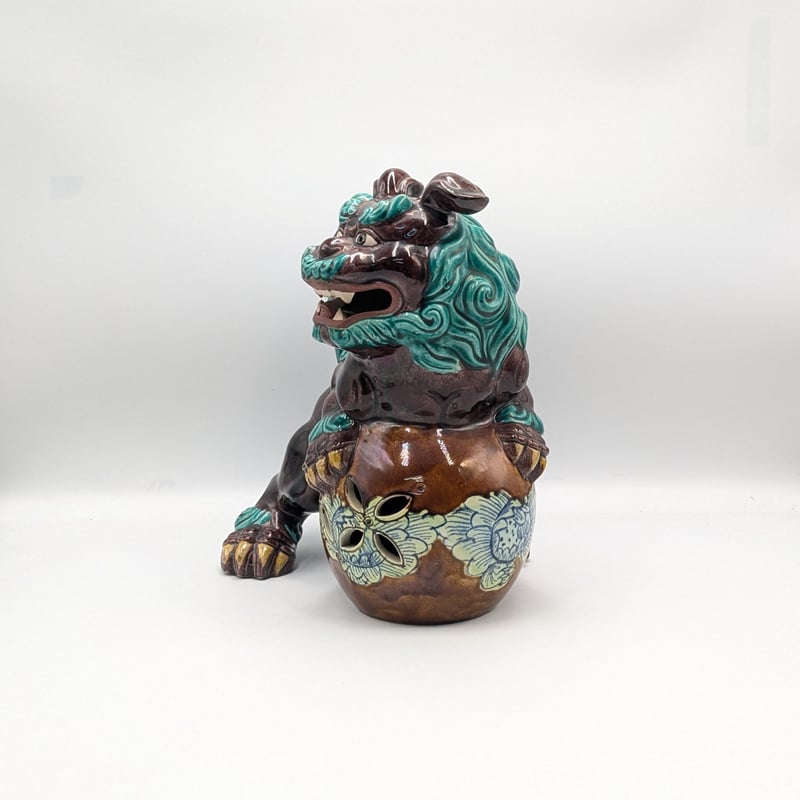 縁起物 九谷焼 玉乗り獅子 置物 魔除け 陶器 時代物 玉獅子 | よしつね