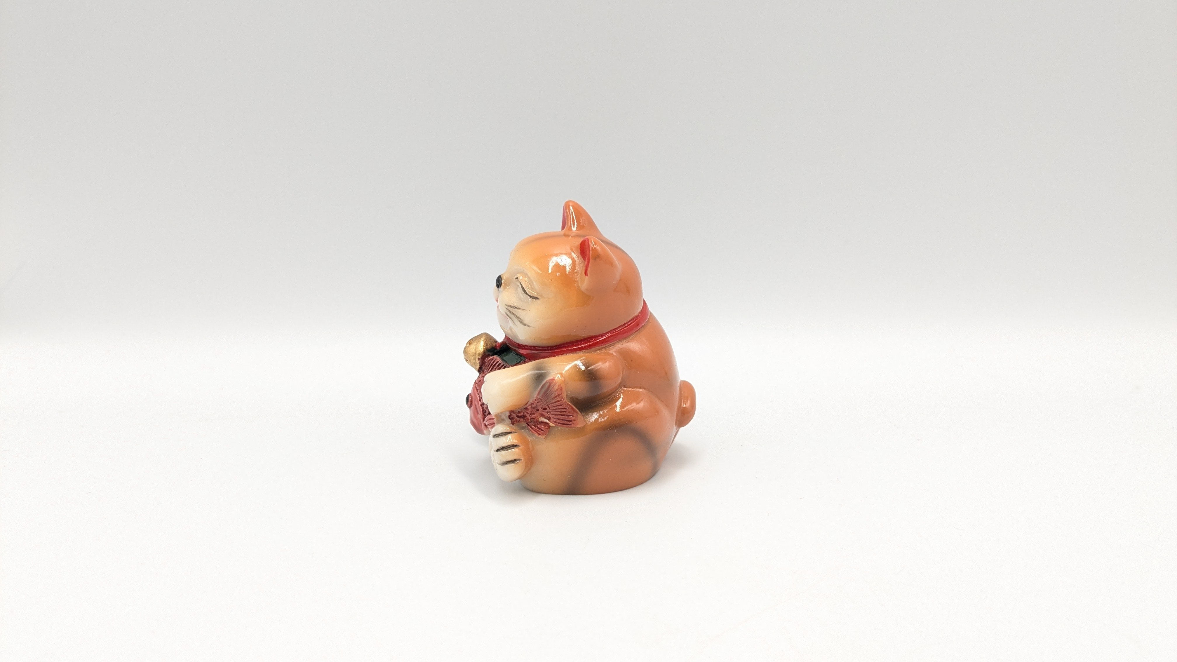 縁起物 恵比寿 招き猫 七福猫 茶トラ猫 鯛 陶器製 置物 商売繁盛