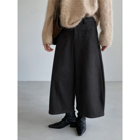 structured tuck wide leg pants　/2color　un2226