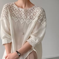 floral lace yoke puff blouse /2color　NK2404