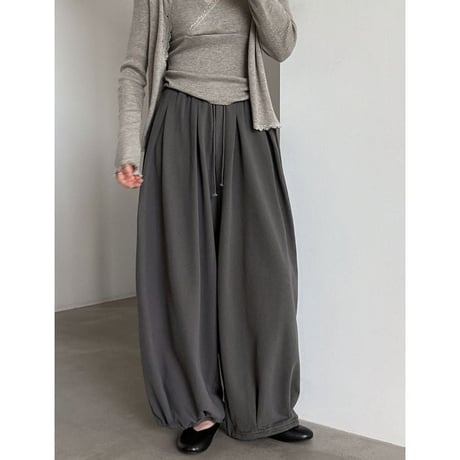 drawstring tuck baloon pants　NK2645