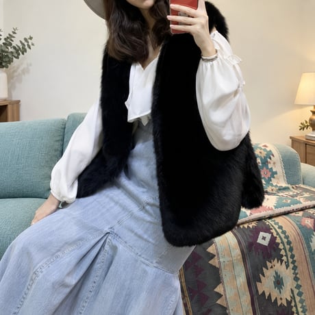 faux fur sleeveless vest /3color　NK2506