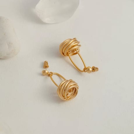 matte knot drop pierced　NK2711