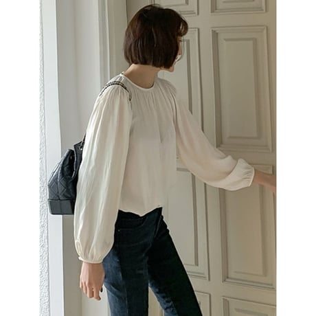 gathered-neck blouse　NK2675