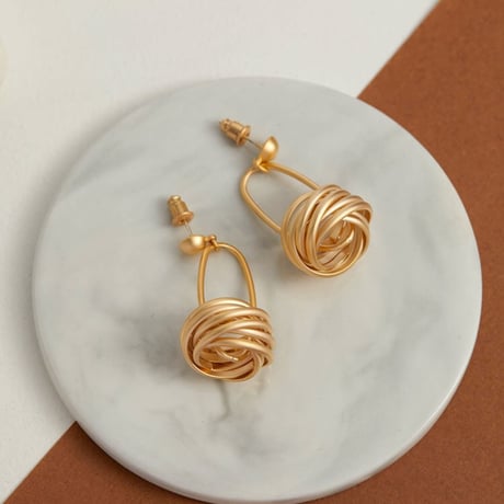 matte knot drop pierced　NK2711
