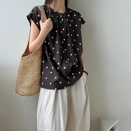 polka dot gather cap sleeve blouse　NK2391