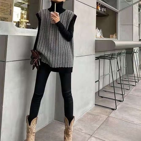 monotone high neck vest　NK2634