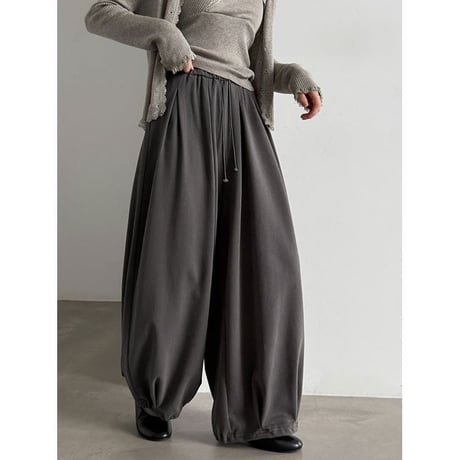 drawstring tuck baloon pants　NK2645