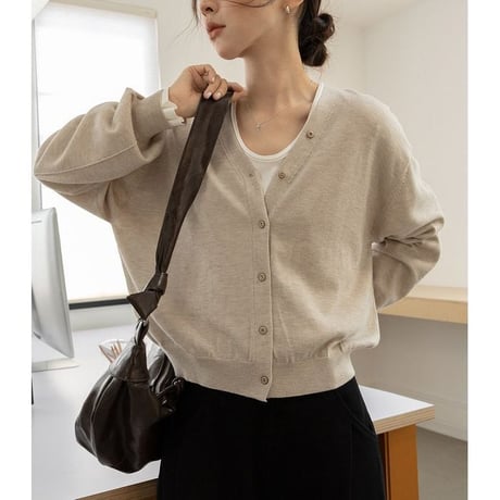 v-neck knit cardigan　NK2621