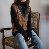 retro pattern vneck vest　NK2690