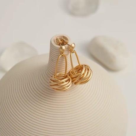 matte knot drop pierced　NK2711