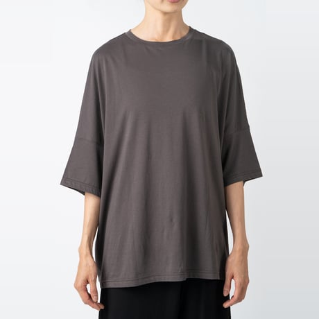 Space big tee（stone/チャコールグレー）