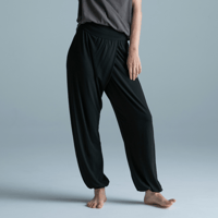 Calm aladdin pants（still black/ブラック）