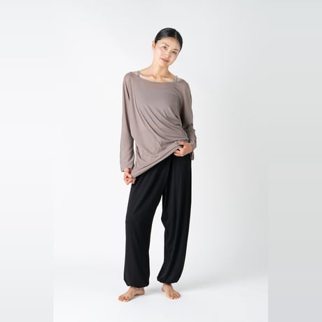 Calm aladdin pants（still black/ブラック）