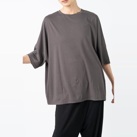 Space big tee（stone/チャコールグレー）