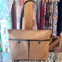 【FIRANO】はっ水軽量ナイロンダブルポケットトートバッグ　ブラウン