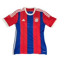 2014/2015 Bayern München home kit