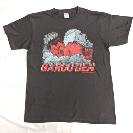 【2026年10月下旬以降発送予定】Ｔシャツ（巽vsサクラ）【餓狼伝 原画展】