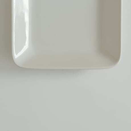 ARABIA SMALL SQUARE PLATE (B)