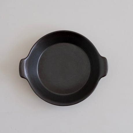 ARABIA SMALL PLATE with HANDLE (A)