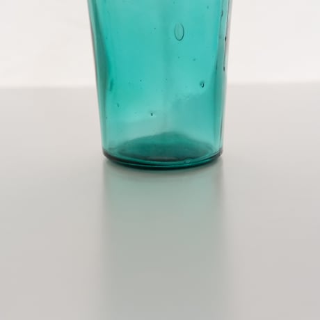 OLD GLASS TUMBLER (A)