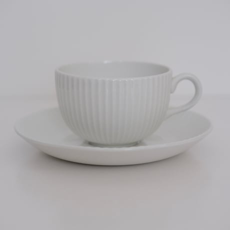 ARABIA CUP&SAUCER (B)